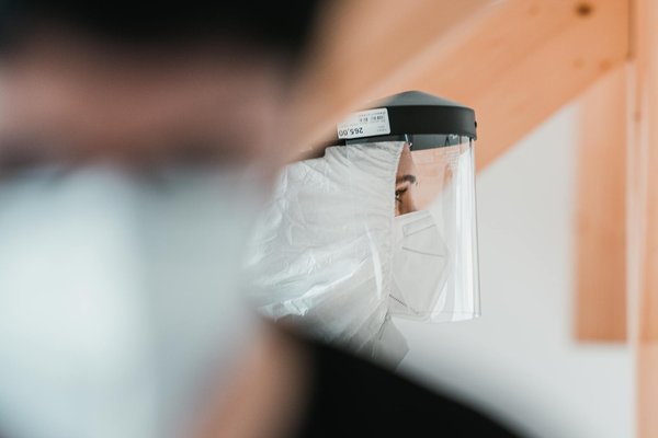 Comment choisir un notaire en droit immobilier à Ligné ?